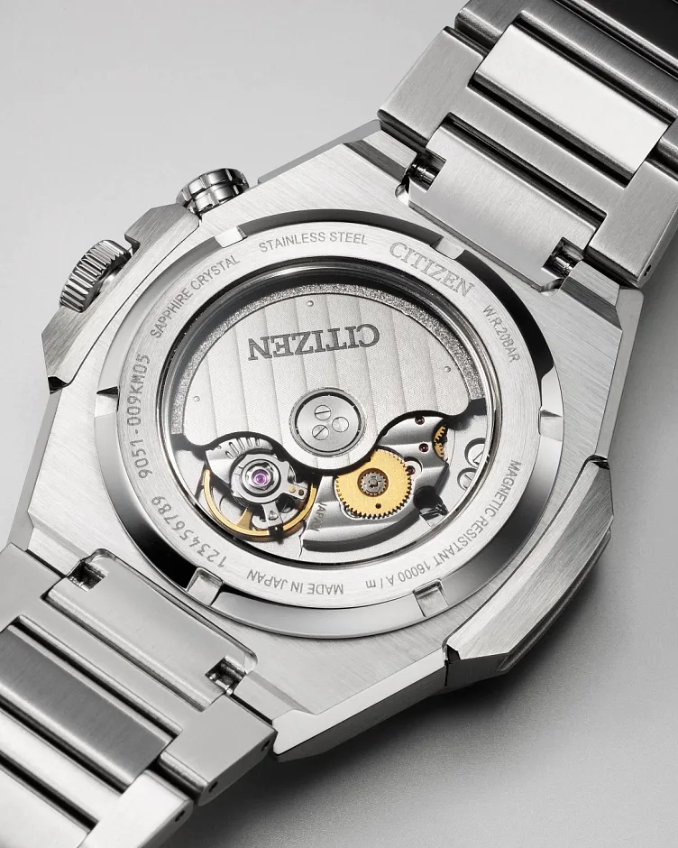 Series8 890 City Lights Silver-Tone Dial Stainless Steel Bracelet Series8 890 City Lights Silver-Tone Dial Stainless Steel Bracelet